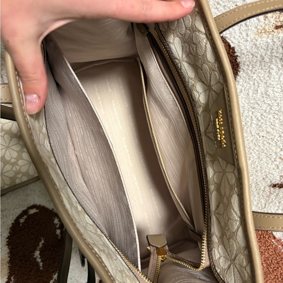 Kate Spade Purse & Wallet - Picture 2 of 3